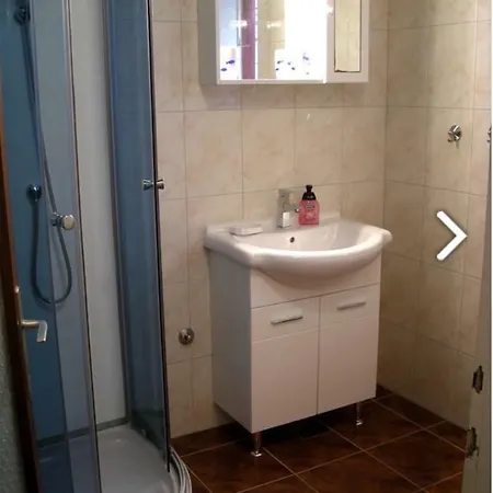 House Selak Stoncica 4, Vis Appartement